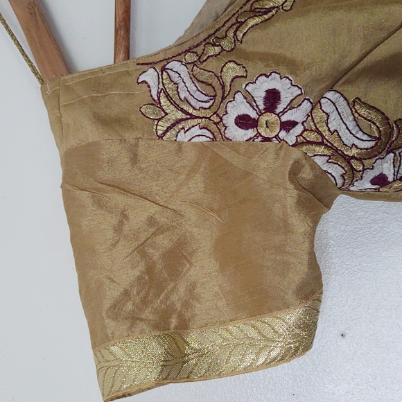 Indian Choli Crop Top Embroidered  Embellished Handmade sz Small - Picture 8 of 17